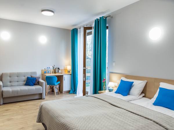 KUBRYK - POKÓJ NR 2 Z TARASEM