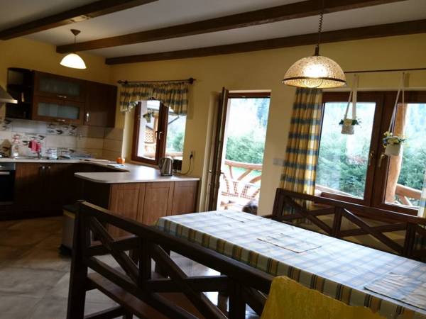 Domek Ryś- jadalnia