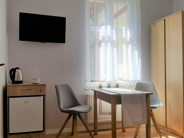 Azur Domki Pokoje Przyczepy kempingowe