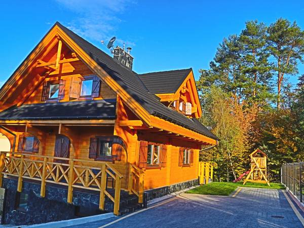 Pensjonat Bajka na tle lasu