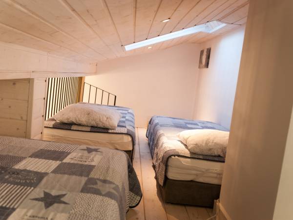 apartament nr 5 -antresola