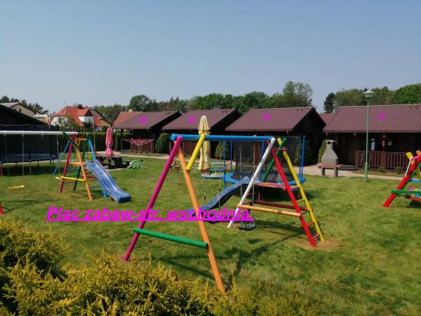 Plac zabaw od strony wschodniej.