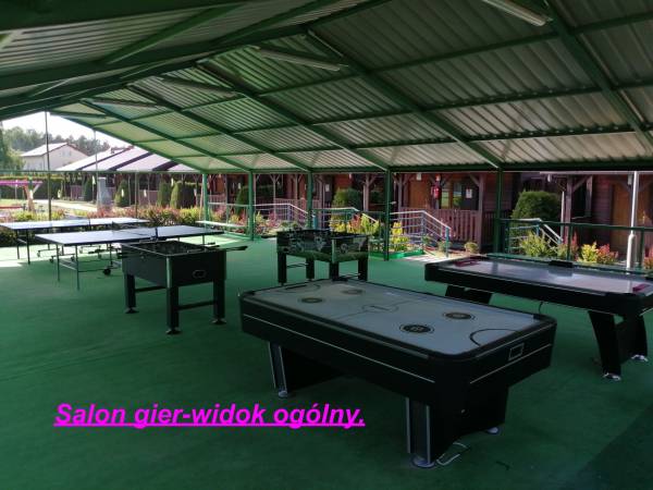 Salon gier - widok ogólny.