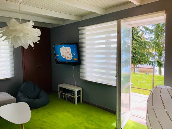 Ryn Lake Resort - z własną prywatną plażą 