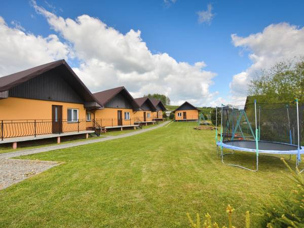 DOMKI i pokoje nad Jeziorem Solińskim