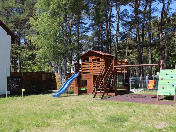 plac zabaw Szum Fal Dźwirzyno