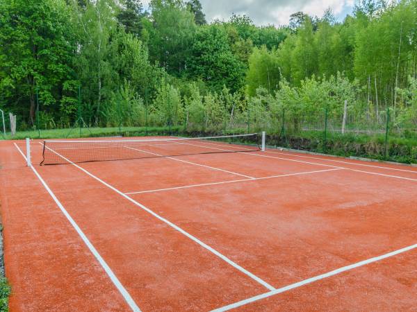 Domki nad jeziorem Ołów z własnym stawem 