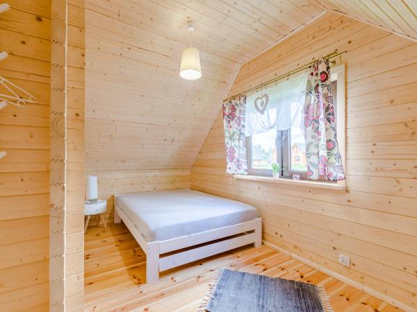 Domki nad jeziorem Ołów z własnym stawem 