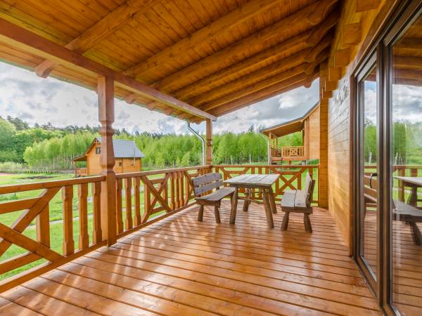 Domki nad jeziorem Ołów z własnym stawem 