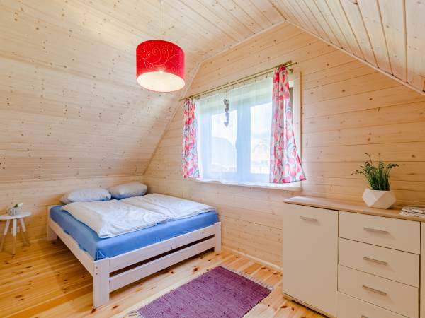 Domki nad jeziorem Ołów z własnym stawem 