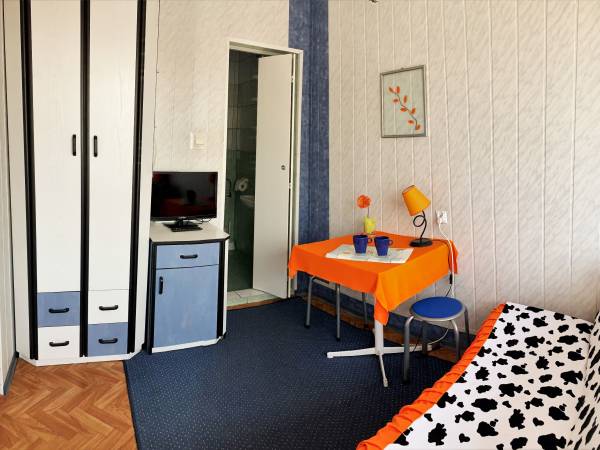 Pokój 2-os nr 8 na piętrze