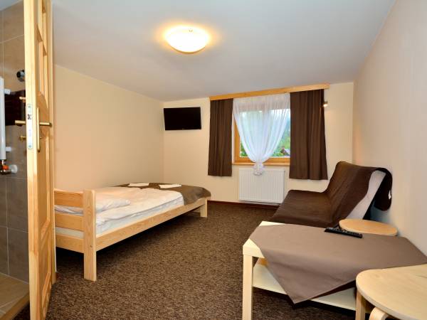 pokój 3 , 4 osobowy z łazienka 