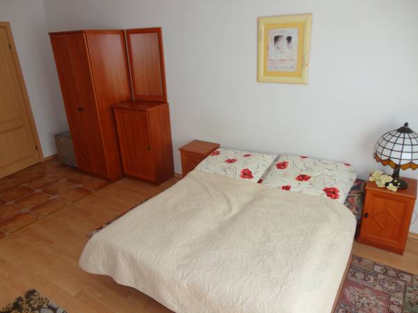 Apart AIDA przy plaży.