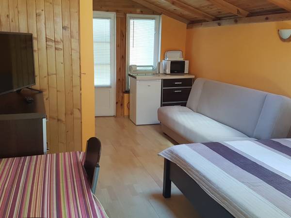 Dom Gościnny Mały Dworek