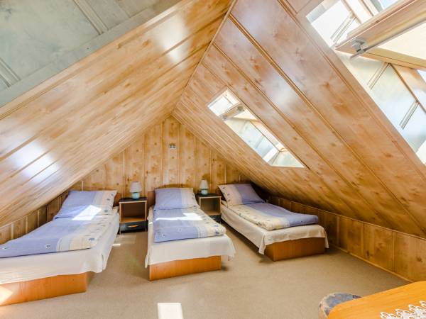 POKÓJ NR 1 - studio dwupoziomowe