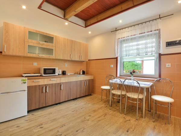 Domki z balią nad rzeczką