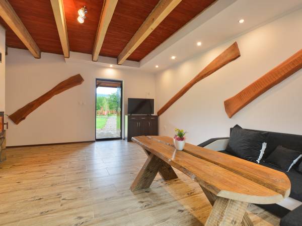 Domki z balią nad rzeczką