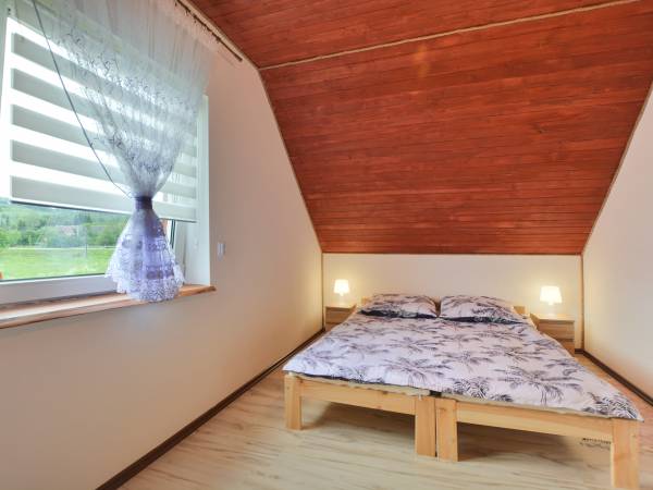 Domki z balią nad rzeczką