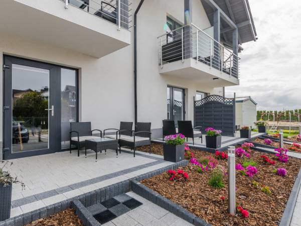 Taras pokoju trzyosobowego.