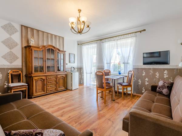 studio 2-pokojowe 4-osob. z łazienką i tarasem na parterze