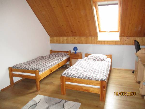 Apartament Rodzinny pokój 1