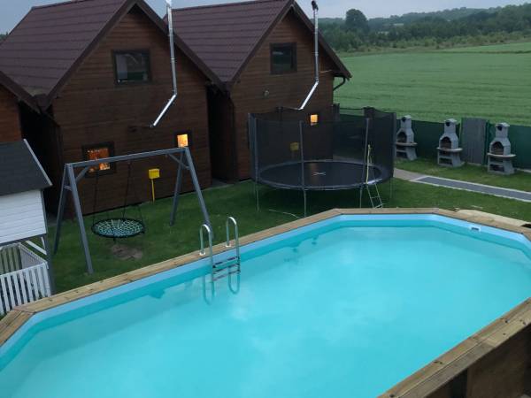 Domki Nadia z basenem