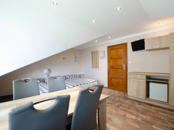 pokój 4osobowy 2piętro bez balkonu