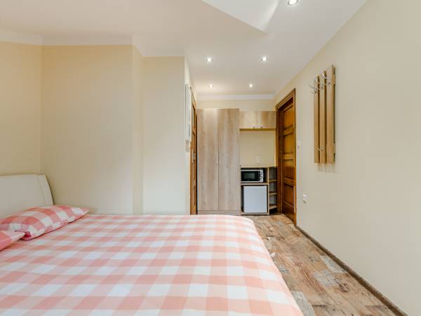 pokój 2osobowy na 2piętrze bez balkonu