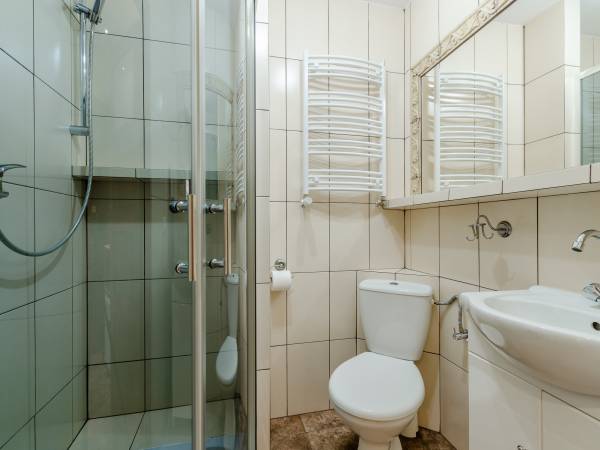 łazienka do studia dwupokojowego na 2 piętrze