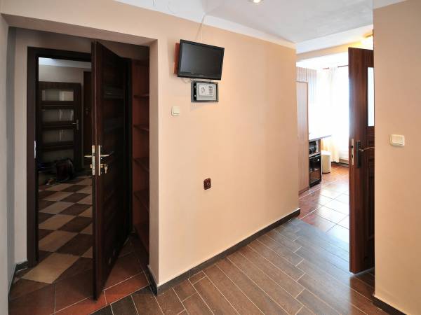 studio3 os z aneksem kuchennym,łazienką