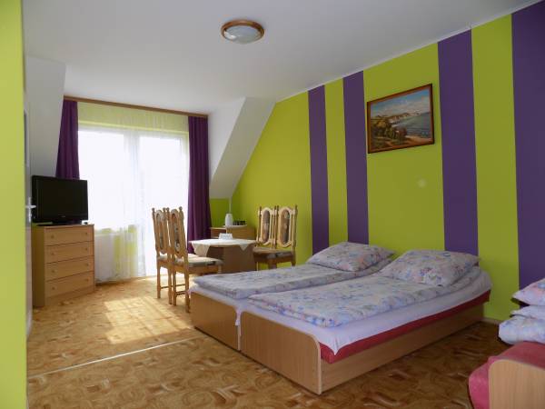 pokój 3 lub 4 osobowy