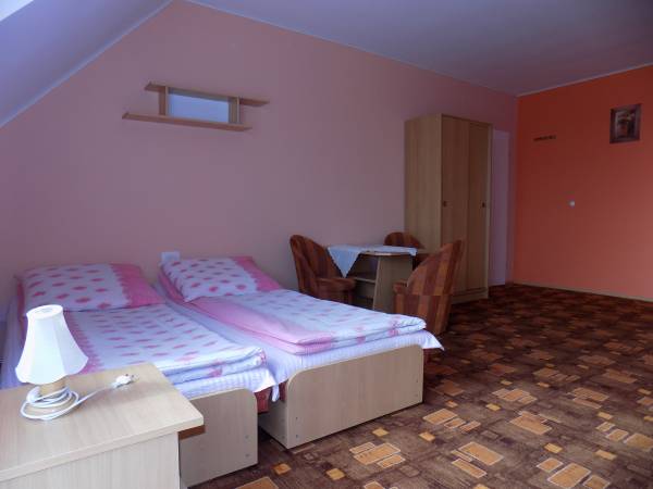 pokój 3 lub 4 osobowy