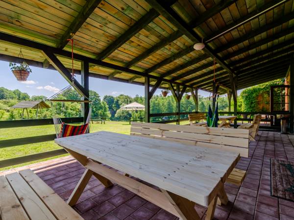  Apartamenty Żelazny Most i pole namiotowe