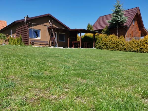 Domki do wynajęcia nad jeziorem w Wilkasch