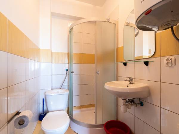 Domki i pokoje Marina 1