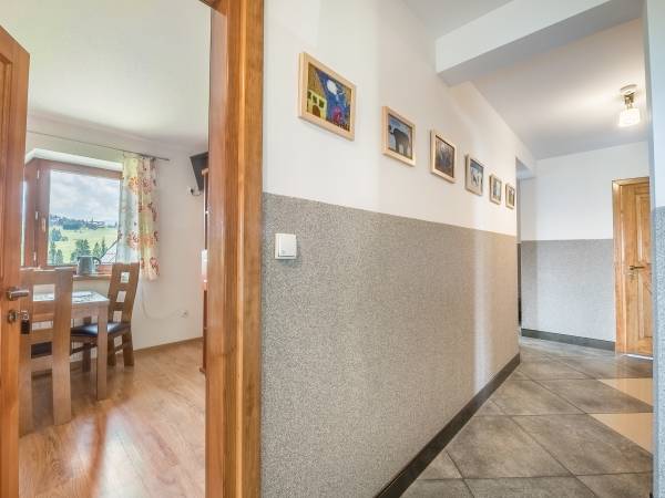 Wejście do pokoju nr 3 z korytarza