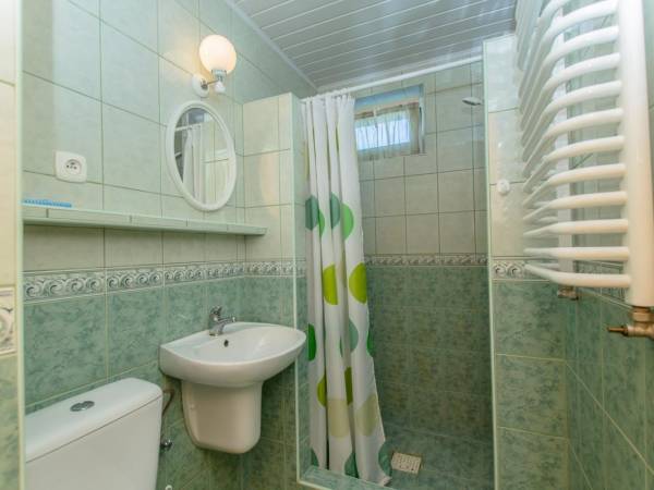 Pokoje Gościnne Lary