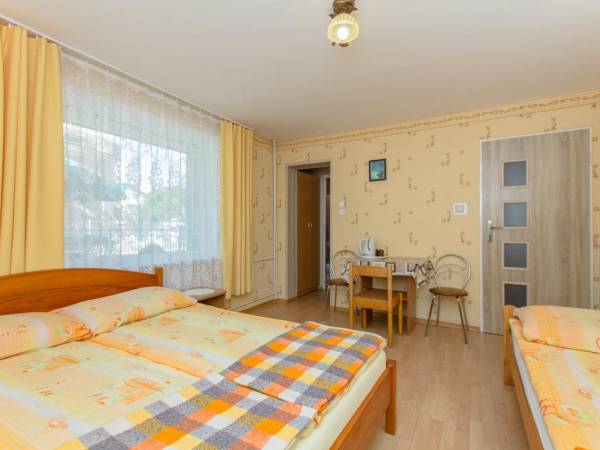 Pokoje Gościnne Lary