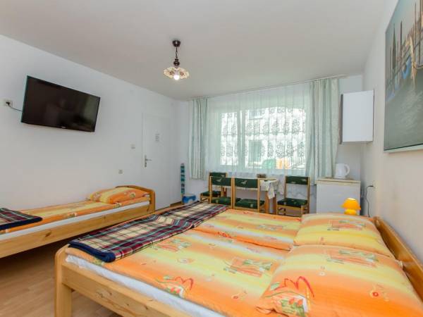 Pokoje Gościnne Lary