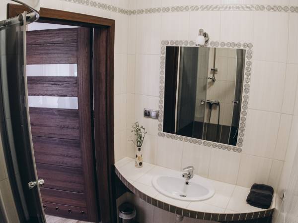 łazienka w pokoju D