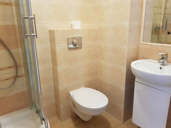 Pokój nr 8: łazienka