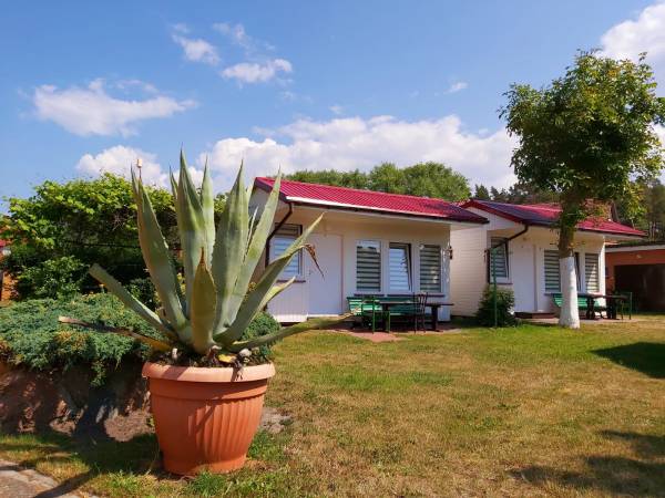 Pokoje i domki Bałtycka 1