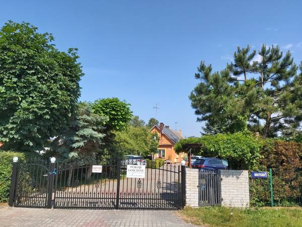 Pokoje i domki Bałtycka 1