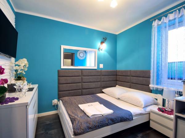 Pokoje gościnne, domki Aleksander