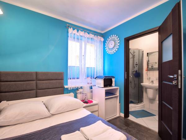 Pokoje gościnne, domki Aleksander