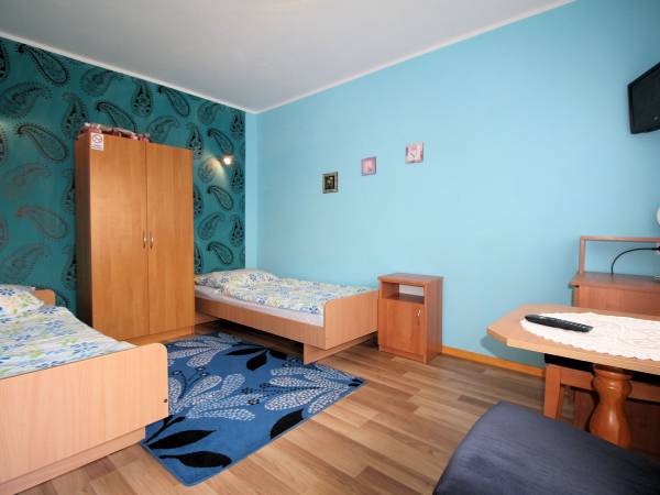 pokój 2 osobowy C na parterze osobne łóżka