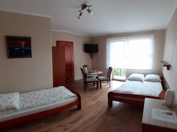 Laura- Pokoje Gościnne 