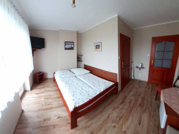 Laura- Pokoje Gościnne 