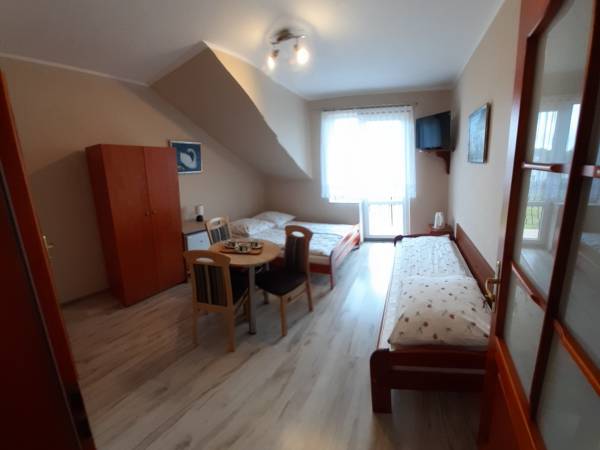 Laura- Pokoje Gościnne 