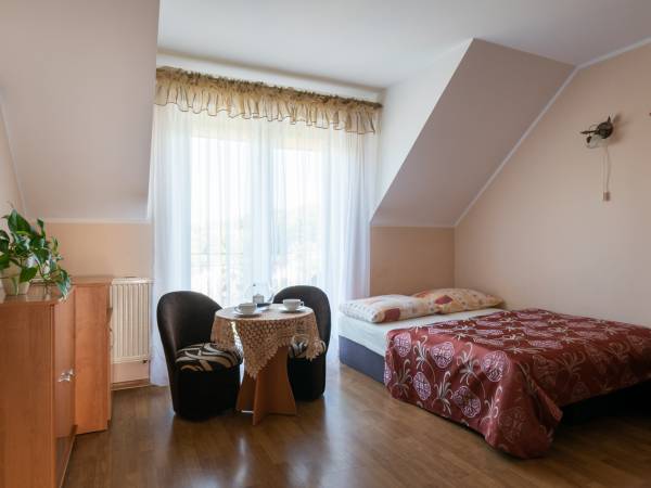 Pokoje i Domki Bursztyn